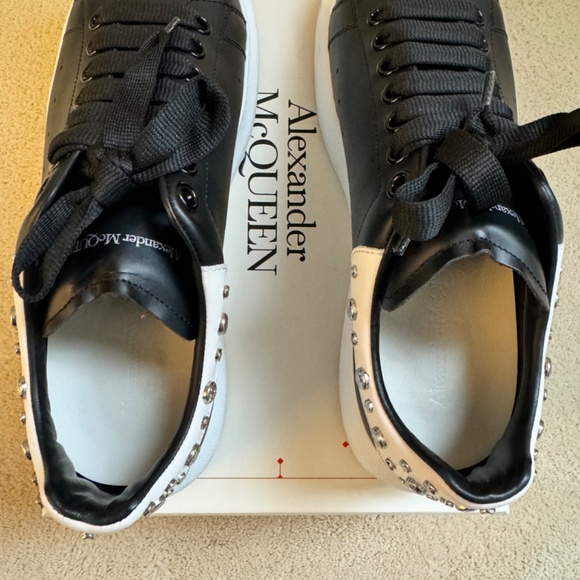 Alexander Mcqeen Curbside Sneaker - Picture 4 of 5